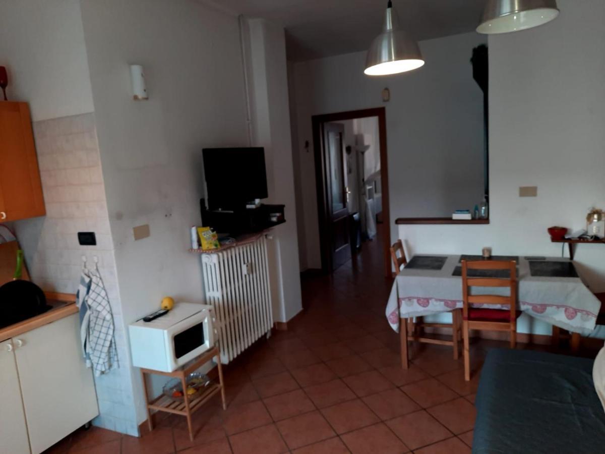 Apartm 5Th Floor No Lift No Wifi Near The Center Apartment Turin Bagian luar foto